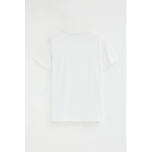 Camiseta blanca con bolsillo y logo Rigby Go