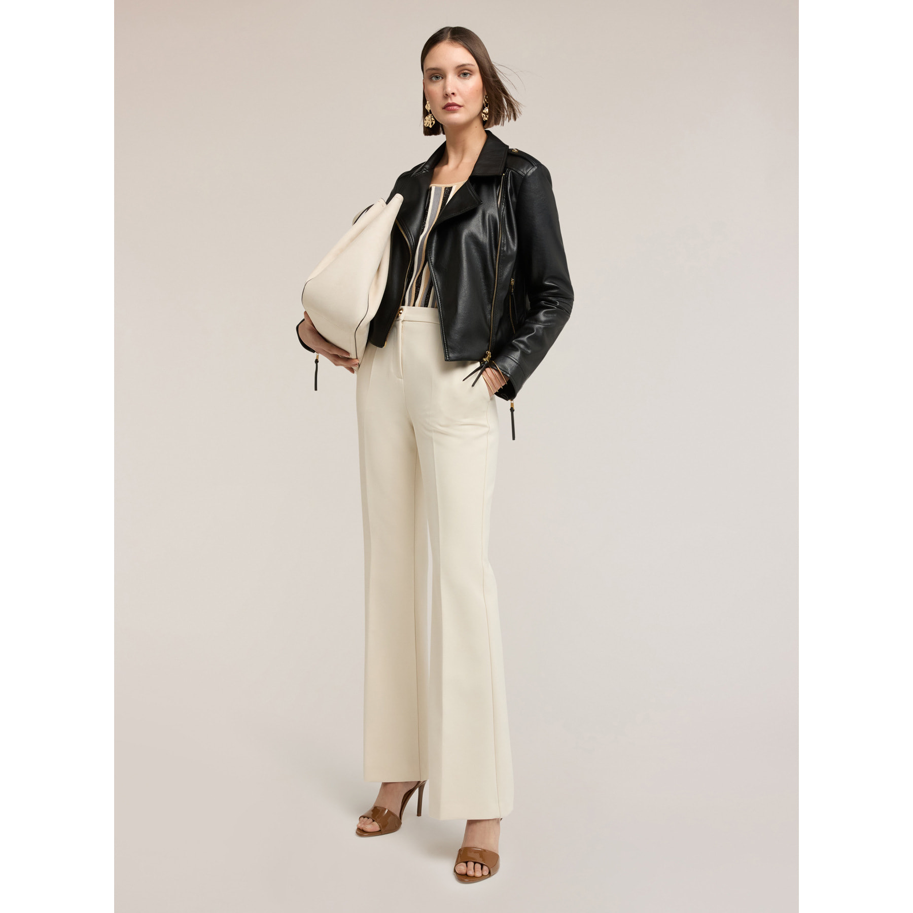 Motivi - Chaqueta de cuero con cremalleras doradas - Negro