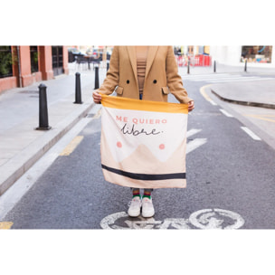 Pañuelo cuadrado "Me quiero libre"