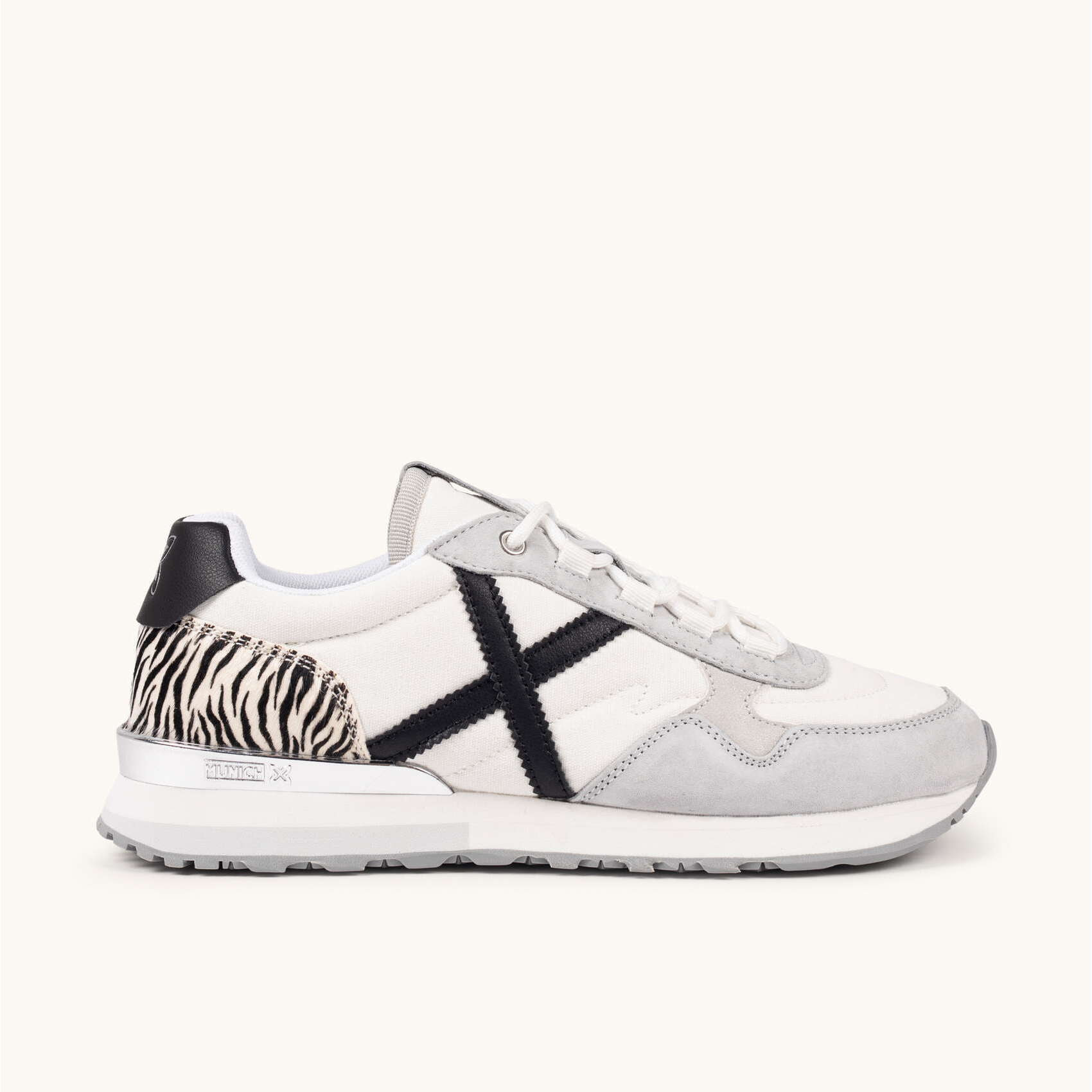 Zapatilla Sport Chic con Detalle Zebra MUNICH SUNSET 64