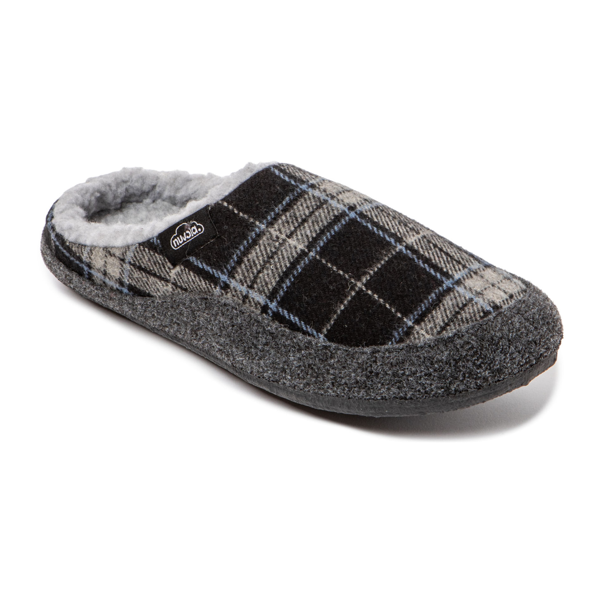 Zapatillas de casa , Nessy