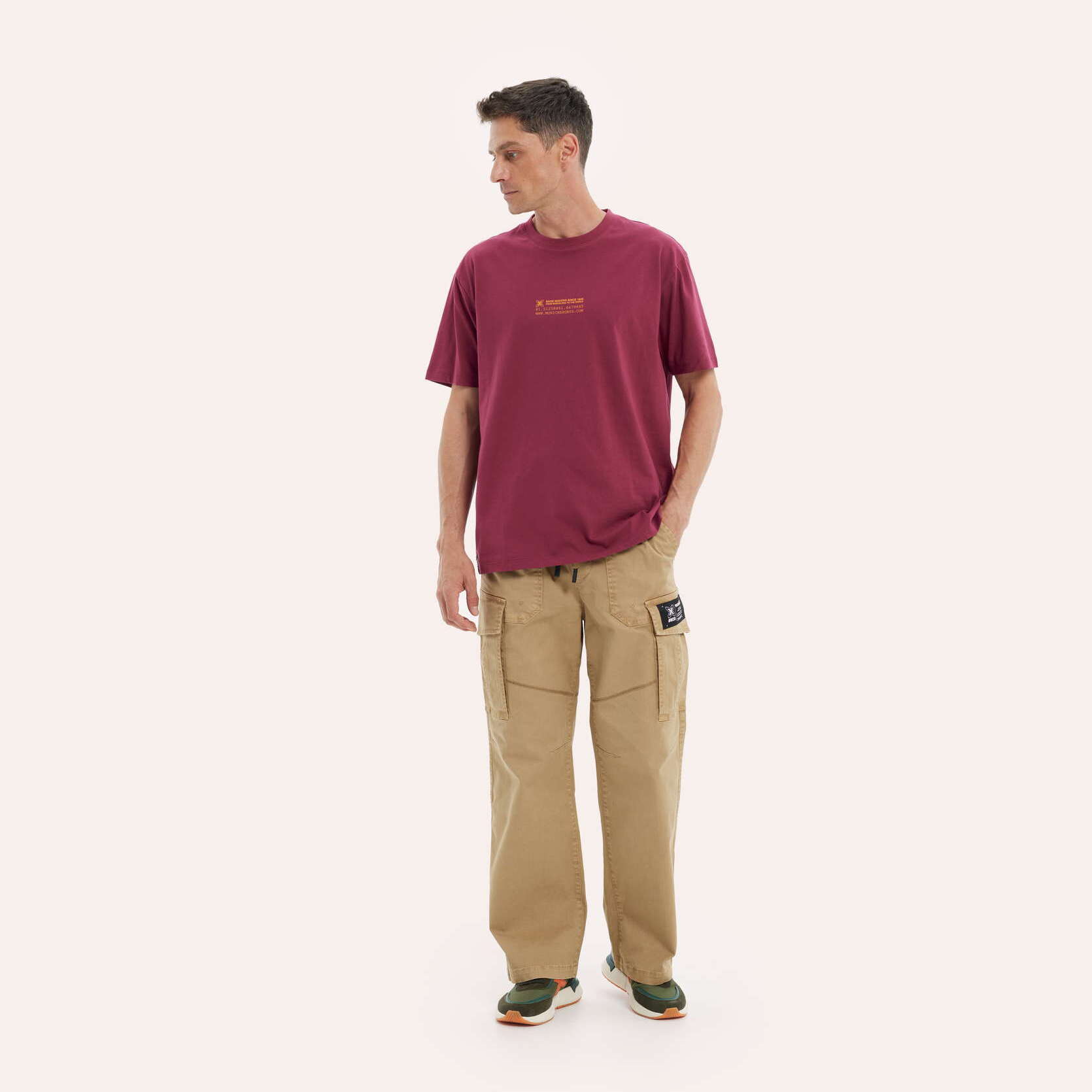 Camiseta MUNICH oversize streetwear de algodón orgánico burdeos