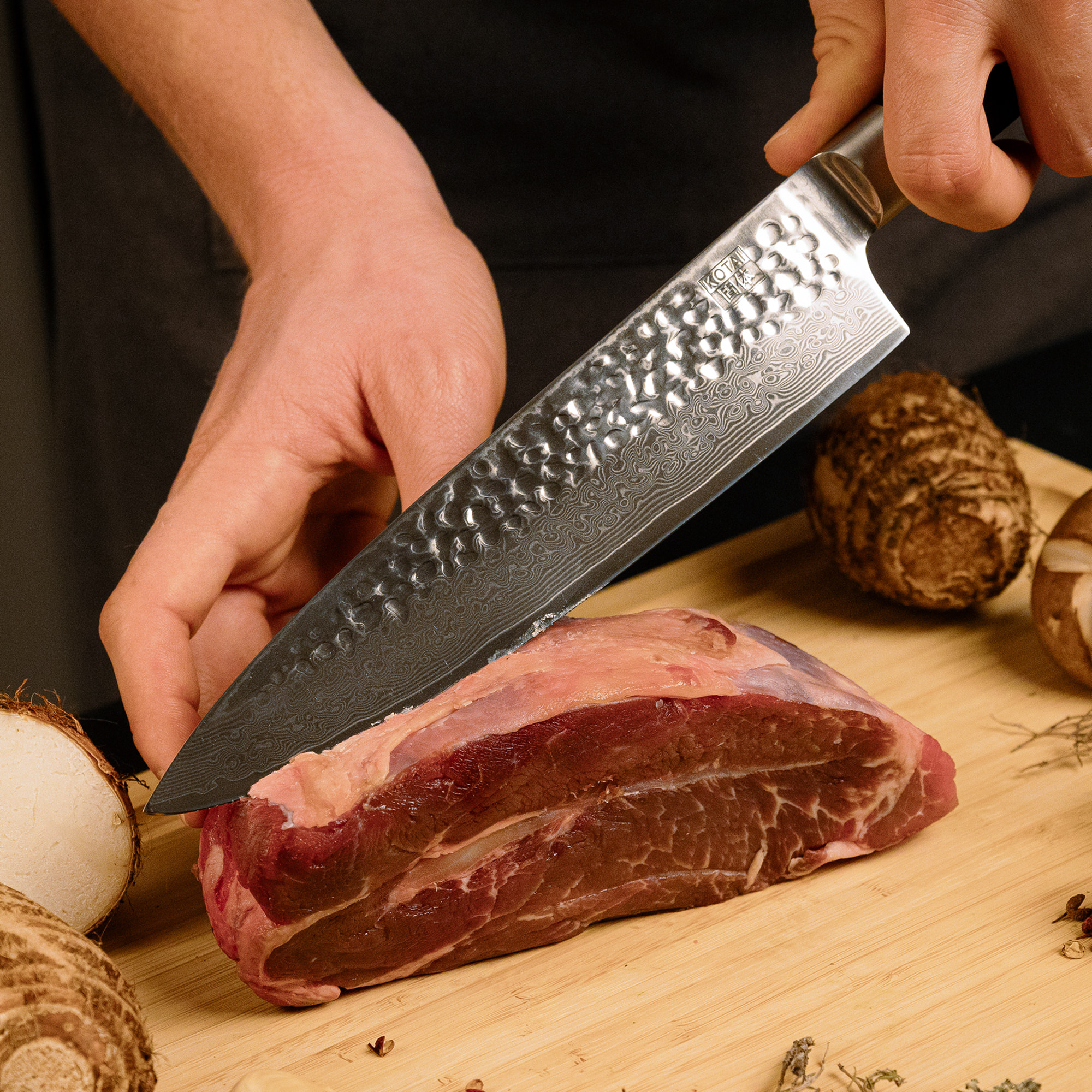 Cuchillo de Chef martillado "Gyuto" - 200mm - Colección Pakka Damascus