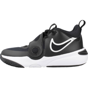 SNEAKERS NIKE TEAM HUSTLE D 11