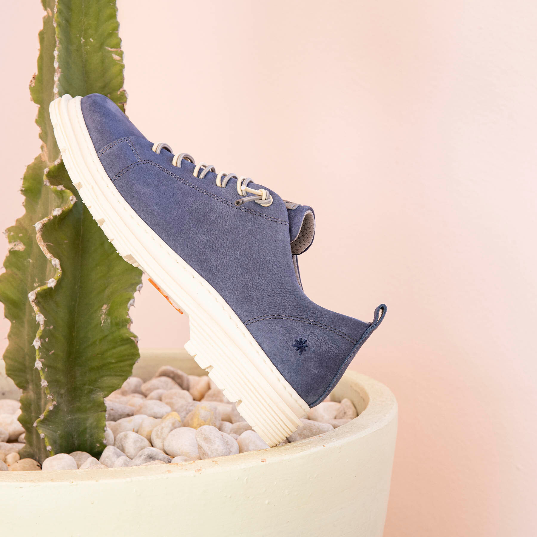 Zapatos 1897 NOBUCK KARAMEL/ BIRMINGHAM color Karamel