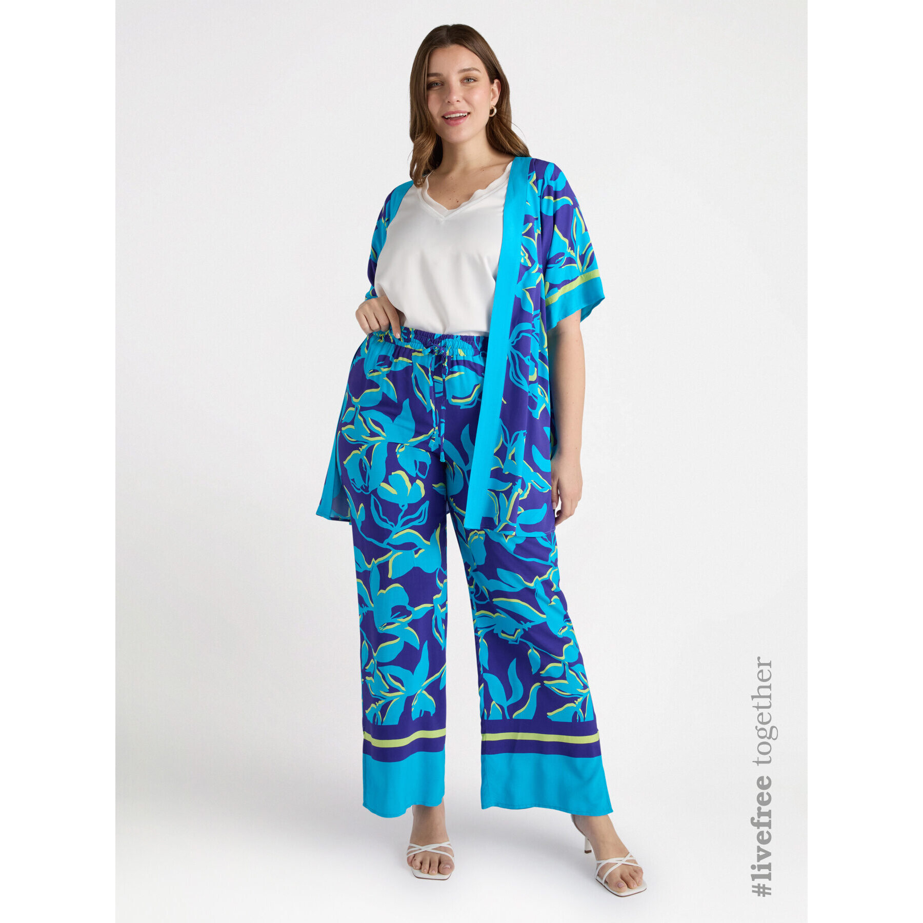 Fiorella Rubino - Pantalones florales de viscosa LENZING™ ECOVERO™ - Azul aciano