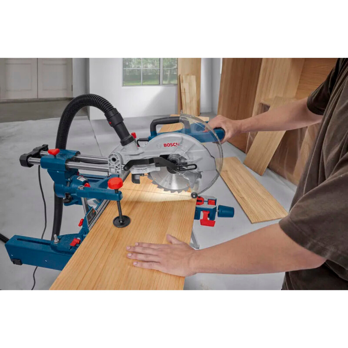 Scie à onglets PRO GCM305-216S - BOSCH - 0601B61001