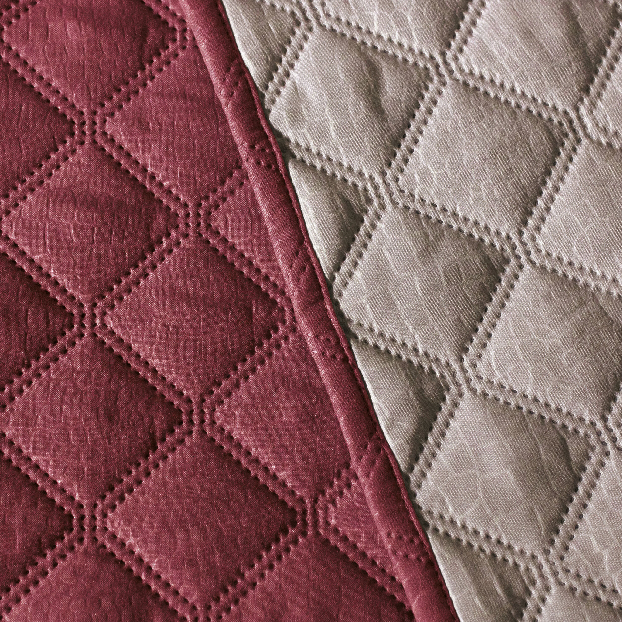 Cubre Sofá ACOLCHADO REVERSIBLE modelo JENNY