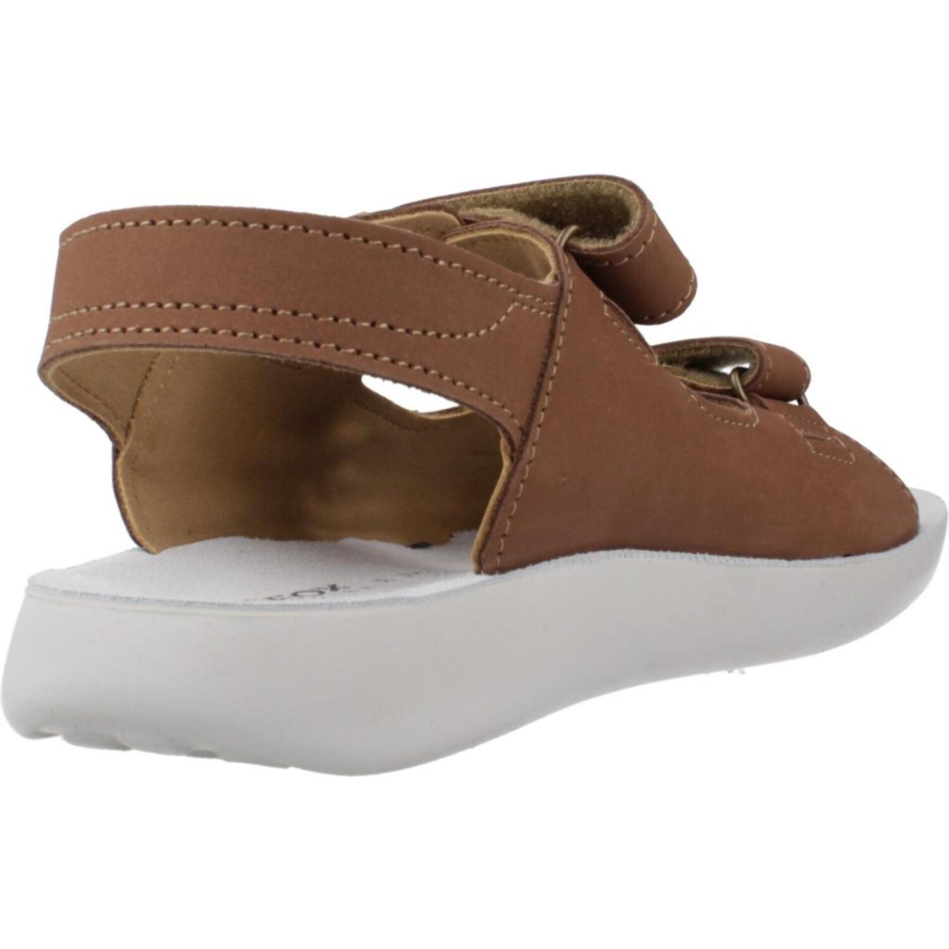 Sandalias Niño de la marca GEOX  modelo J SANDAL LIGHTFLOPPY MARRON