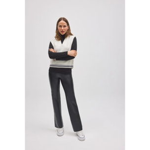 Leggings termici con pancia piatta e effetto pelle nera svasata