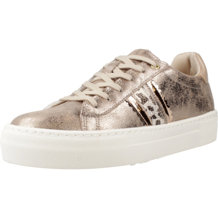 Sneakers de  Mujer de la marca GEOX  modelo D CLAUDIN ORO