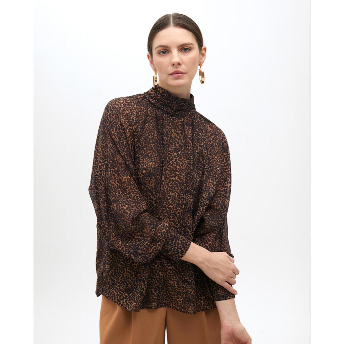 Blusa Collo Alto Stampa Animalier