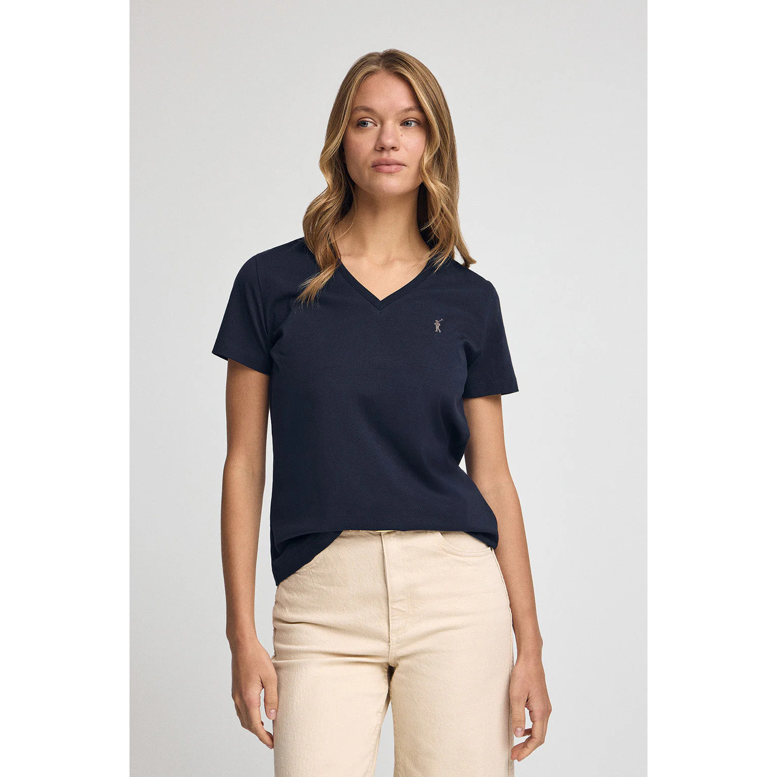 Camiseta azul marino con cuello de pico y logo Rigby Go Gold