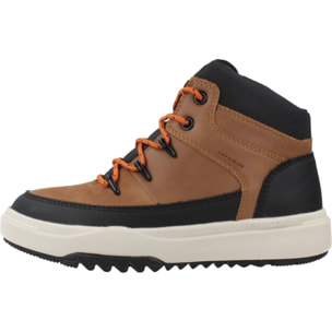 Zapatillas Niño de la marca GEOX  modelo J BUNSHEE BOY B ABX MARRON