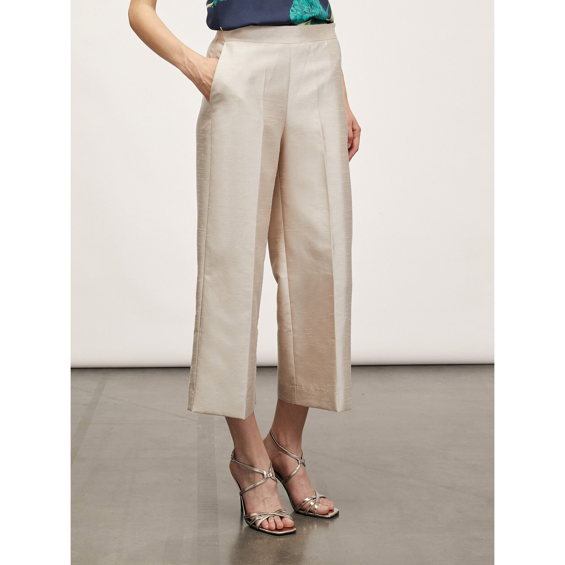 Motivi - Pantalones cropped efecto shantung - Beige