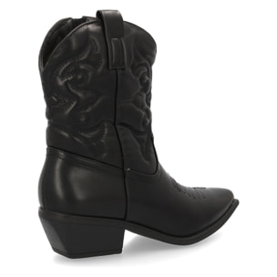 Botín cowboy con grabados en la caña