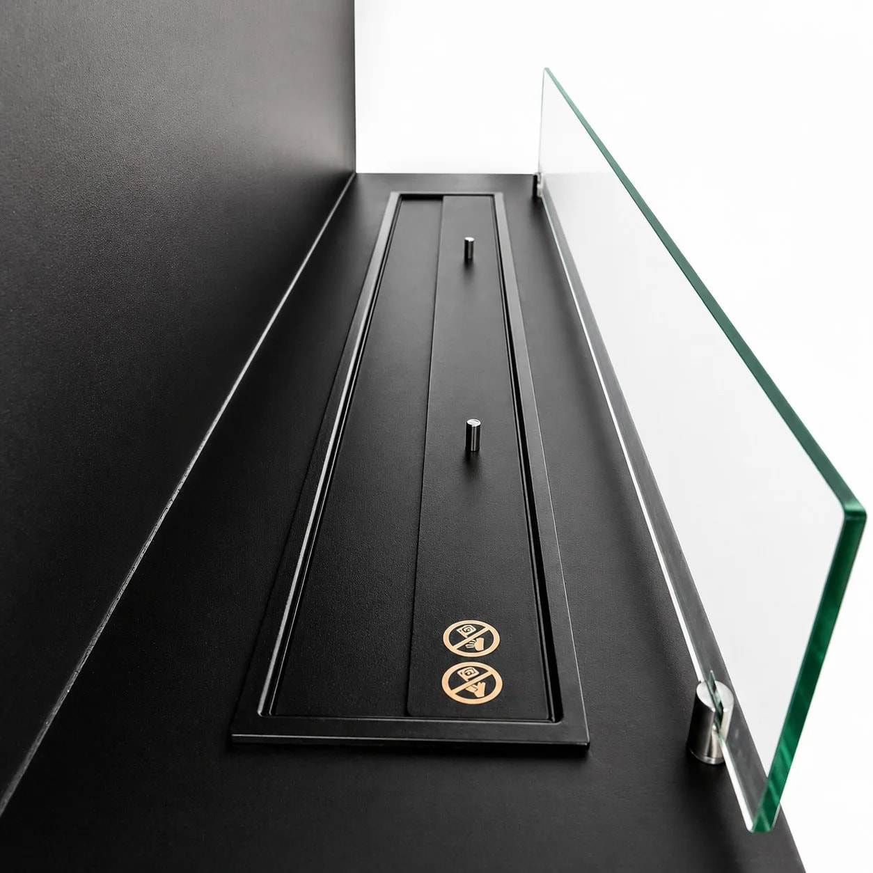 Saturno 120 - Camino a Bioetanolo da Incasso Frontale 120x50x30 cm con Bruciatore 3lt in Acciaio