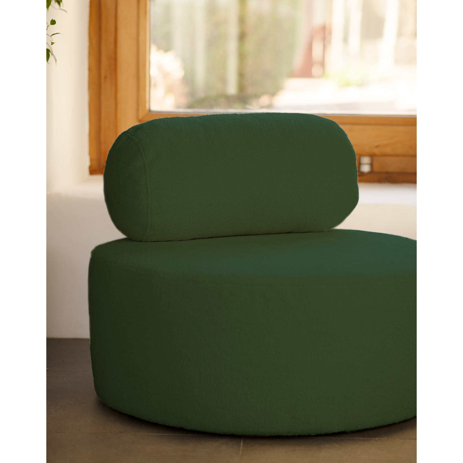 Fauteuil en bouclé rond couleur vert de 91x71cm Hauteur: 71 Longueur: 91 Largeur: 91
