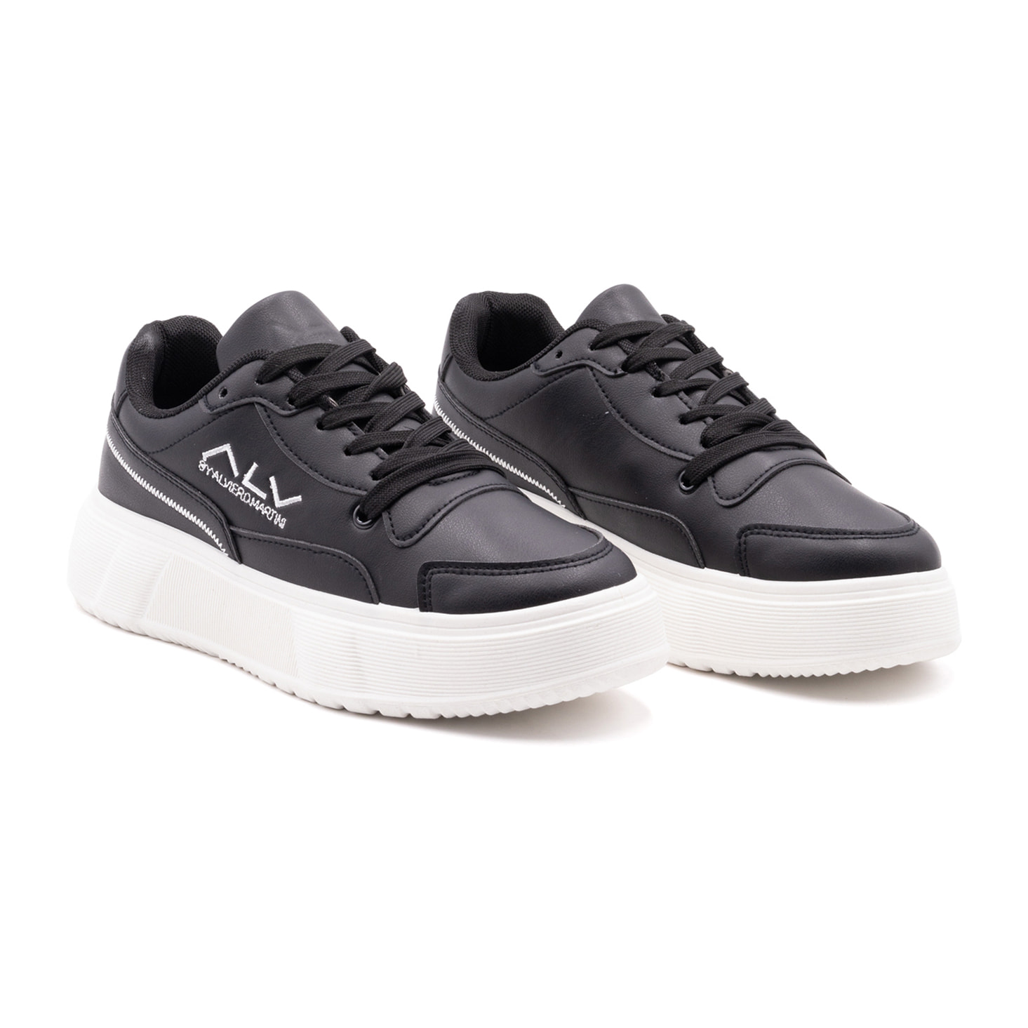 ALV by Alviero Martini Sneakers