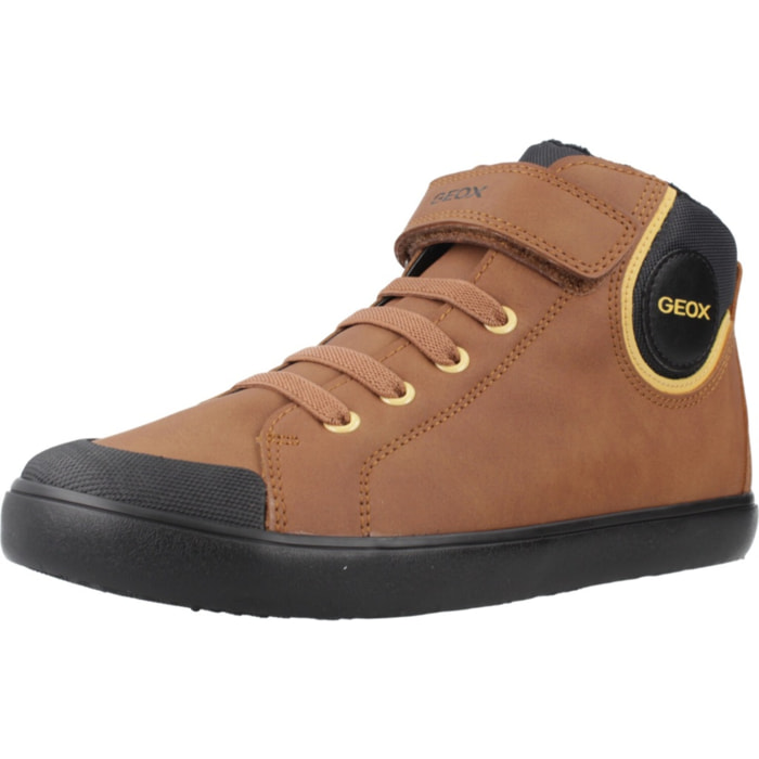 Zapatillas Niño de la marca GEOX  modelo J GISLI MARRON