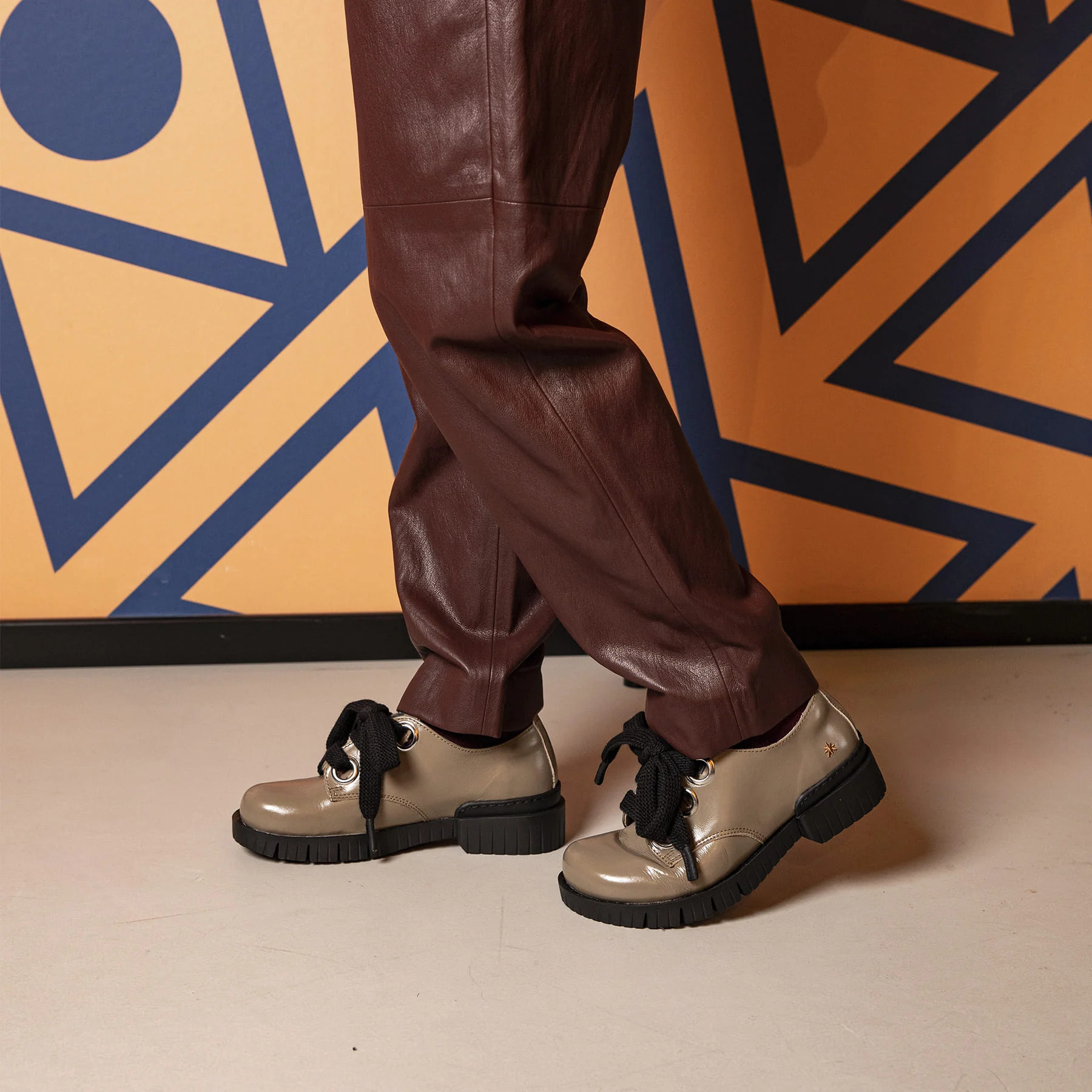 Zapatos 1846 NAPPA SHINNY BLACK /OXFORD color Black