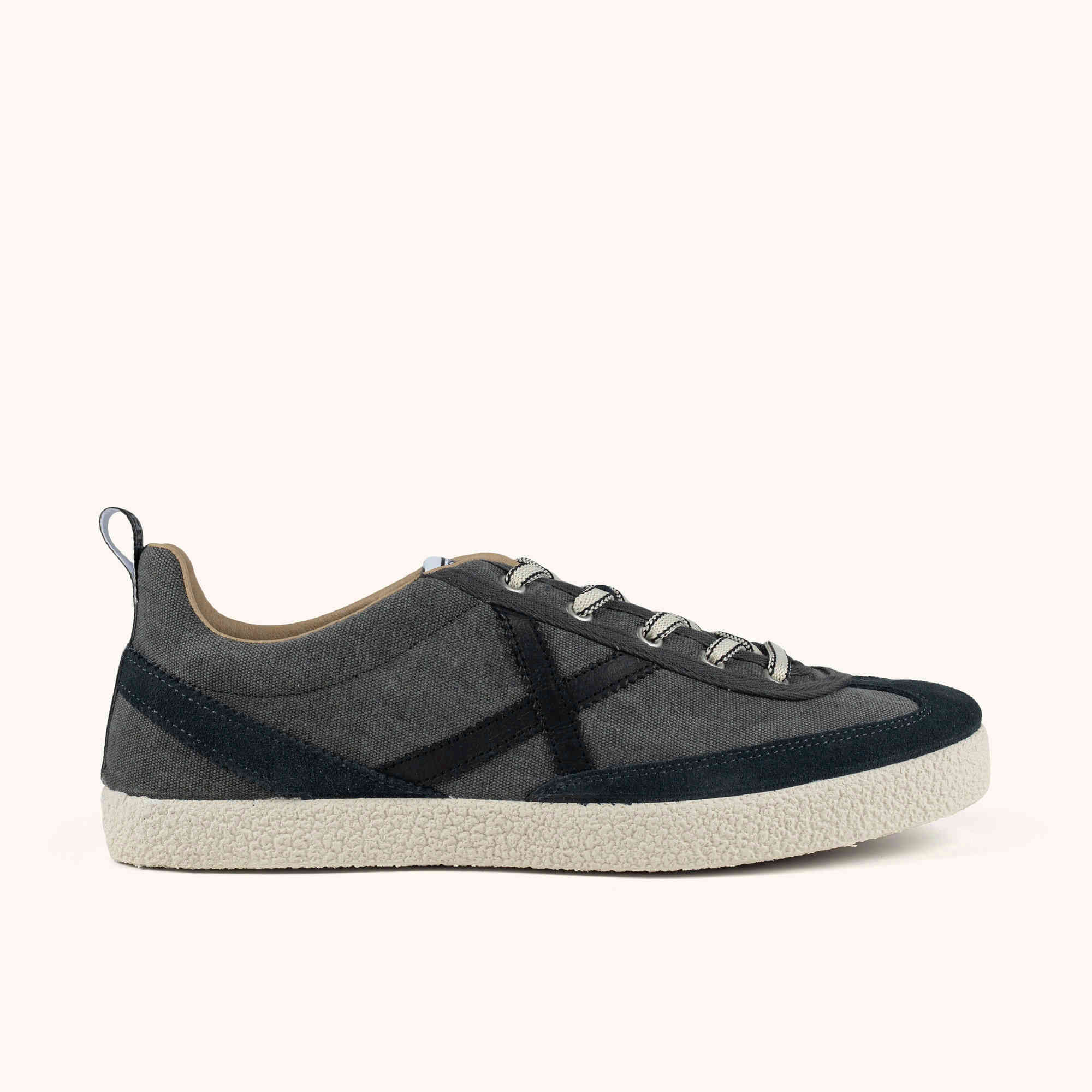 MUNICH VOLATA 112 Sneakers de Lona Estilo Urbano Antracita