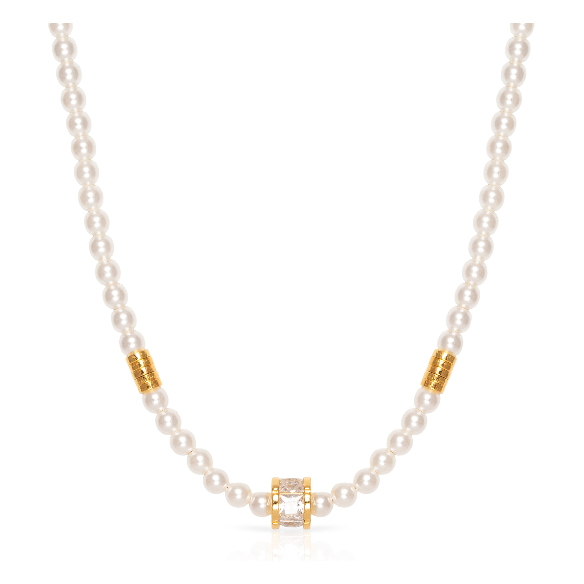 Collar de plata de ley 925 con cuentas de perla y detalles dorados con cierre de resorte.