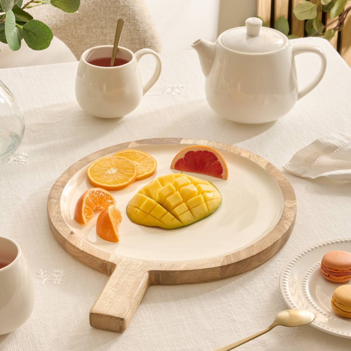 Assiette de présentation Inaya blanc chaud et manguier