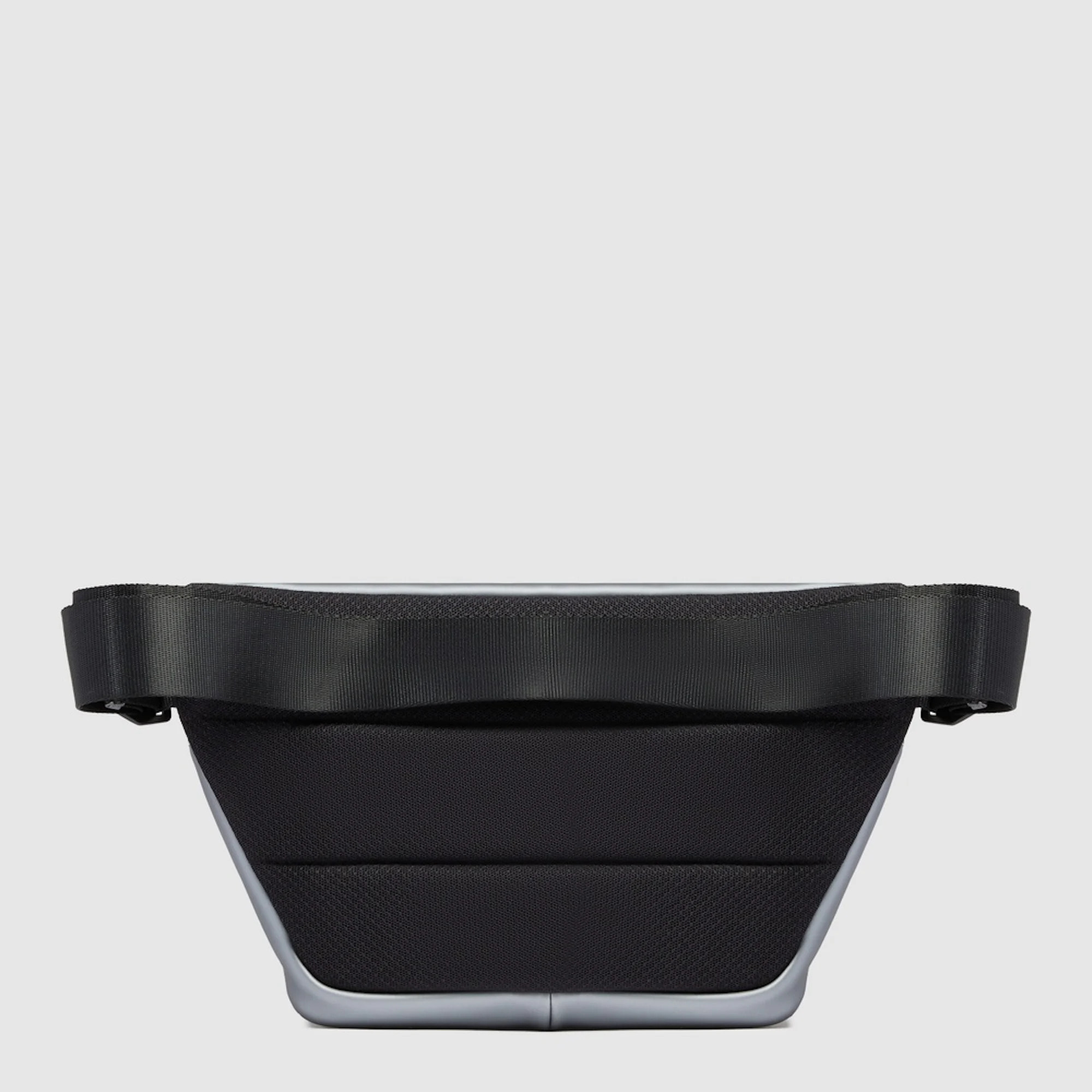 Piquadro Marsupio in tessuto gommato resistente all'acqua con tasca per AirPods® e protezione RFID