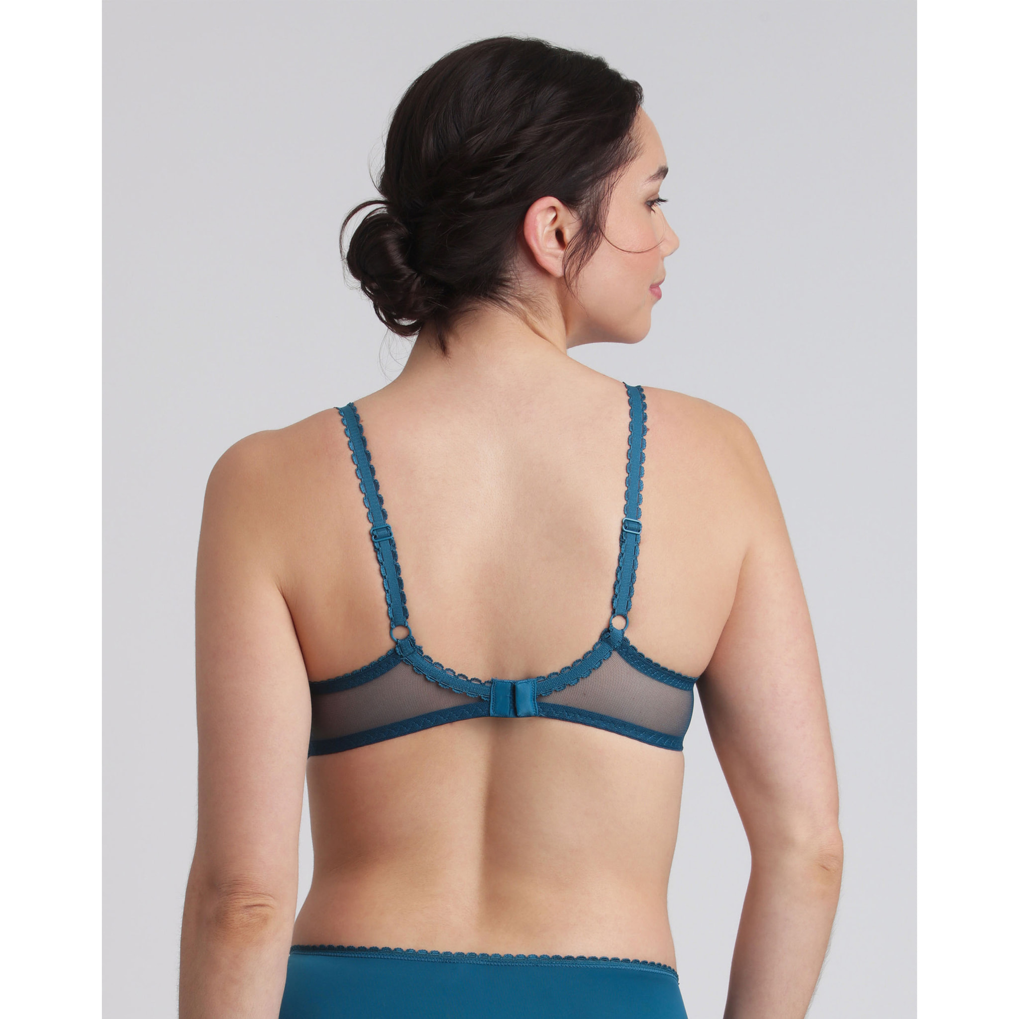 Sujetador con aros de encaje reciclado floral