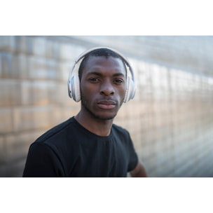 MAGNUSSEN H2 HEADPHONES en color Plateado