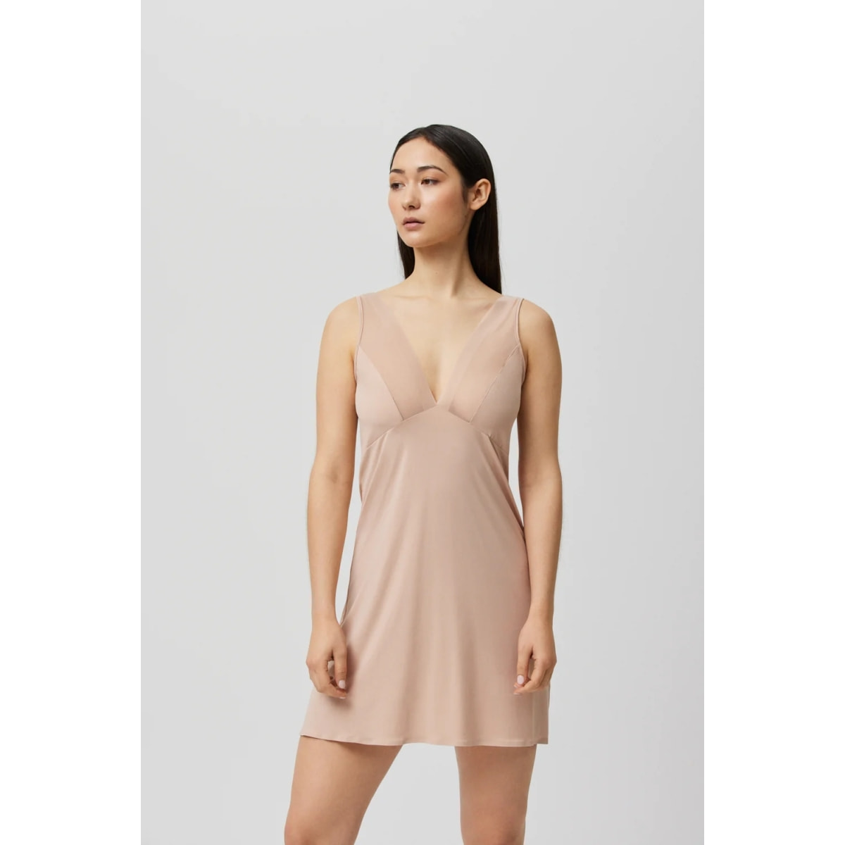 Camicia da notte con dettagli in tulle beige