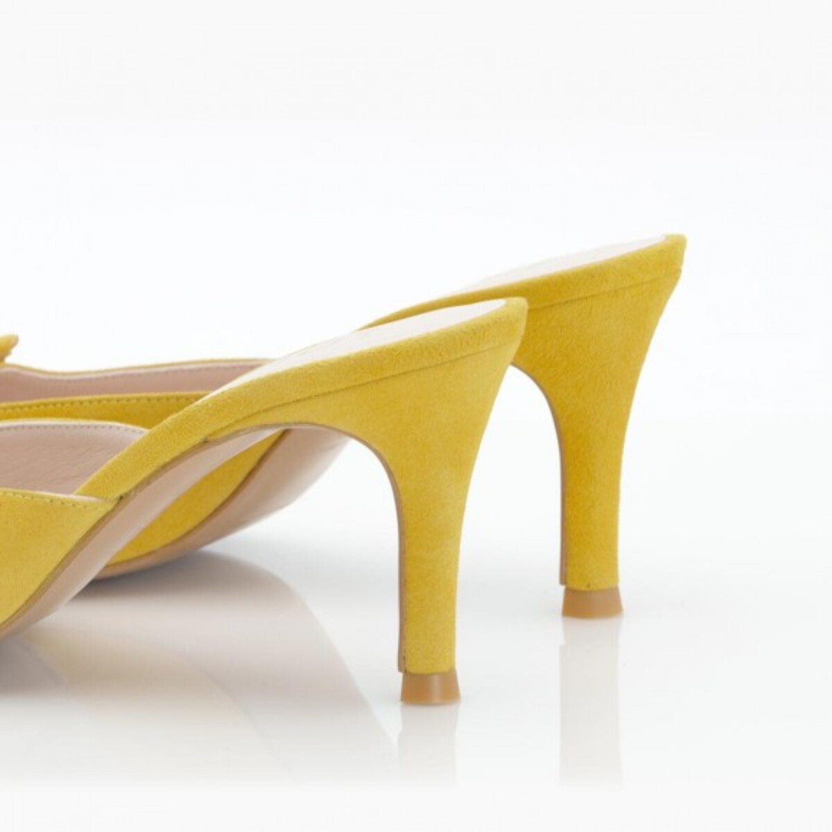 MULES AMARILLOS ELIAN