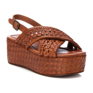 Sandalia de piel camel