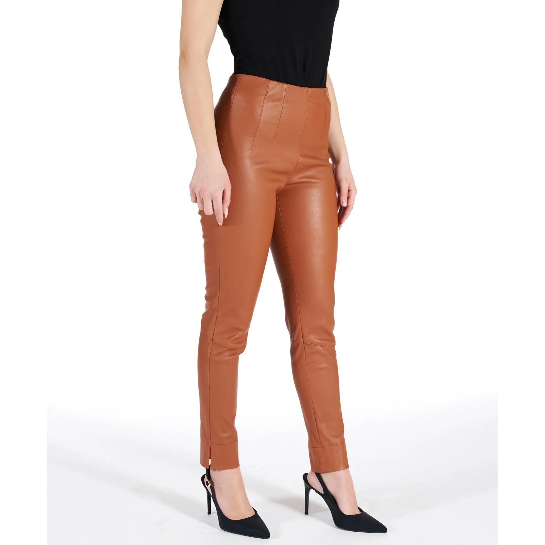 Leggings in pelle cognac elasticizzata effetto liscio