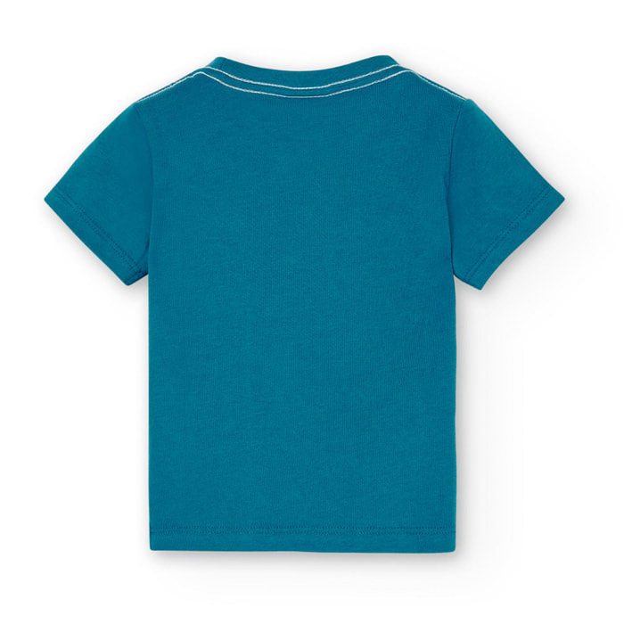 Camiseta en azul con mangas cortas y estamapado grande