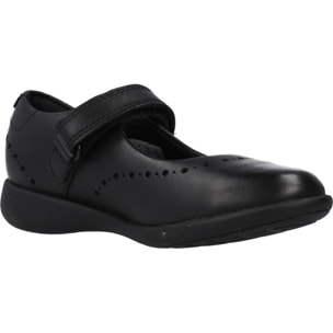 Colegiales Niña de la marca CLARKS  modelo ETCH CRAFT T NEGRO