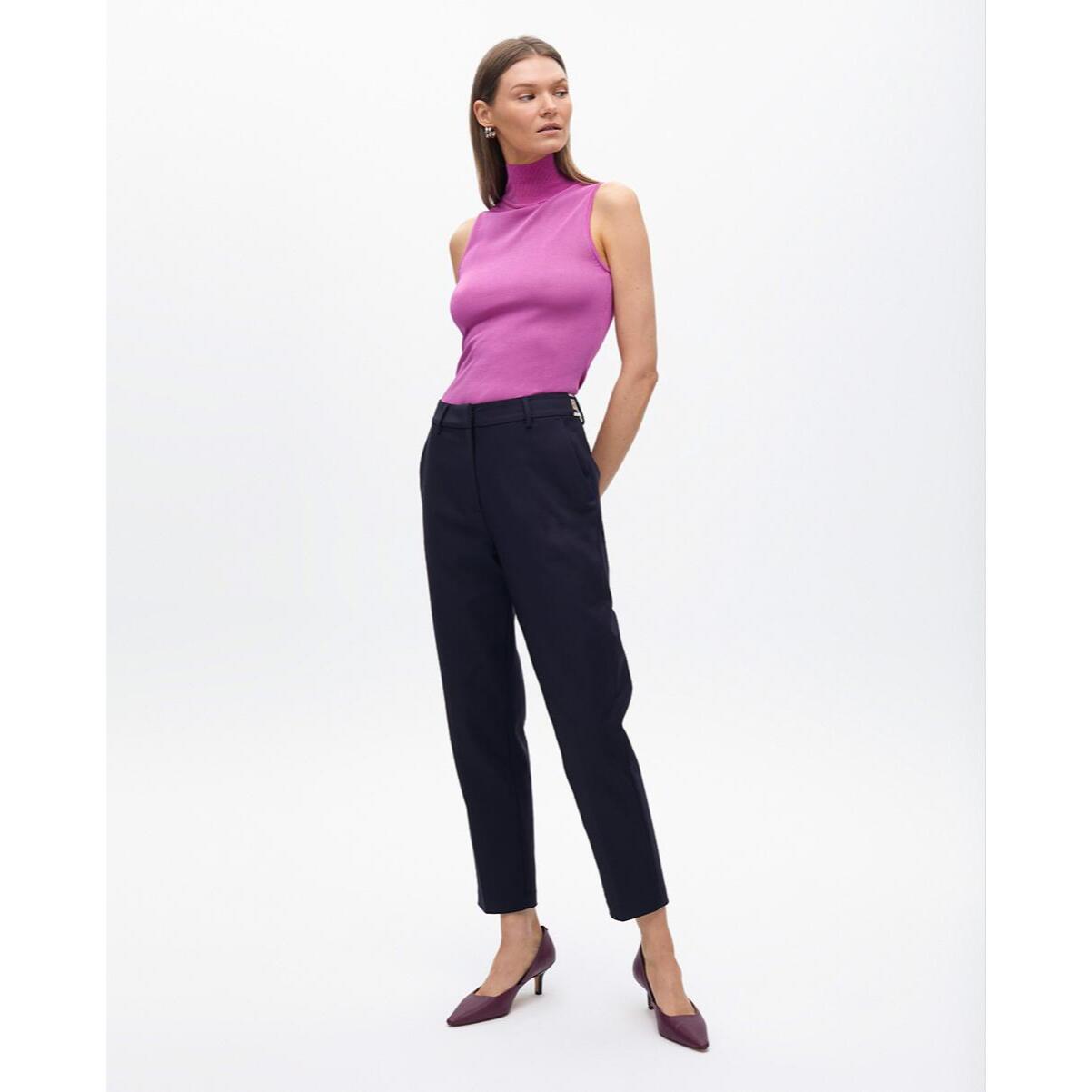 Pantaloni chino con elastico logato e strass