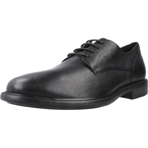 Zapatos de Vestir Hombre de la marca GEOX  modelo U TERENCE NEGRO