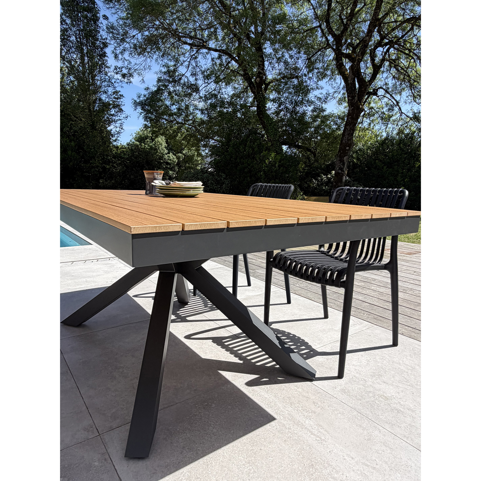 LAMU - Ensemble repas de jardin 4 places en alu - Gris anthracite