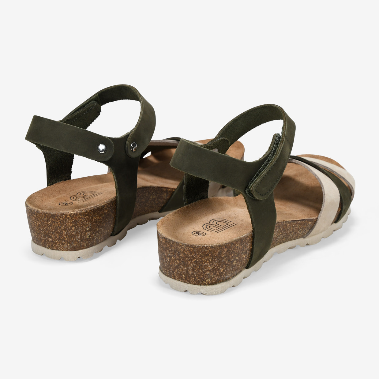 Sandalias verdes con cuña de corcho