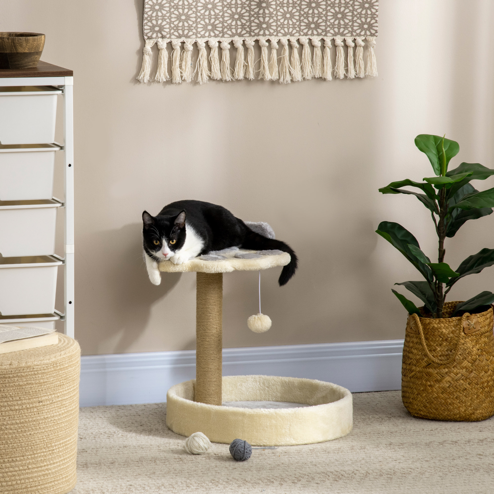 Árbol Rascador para Gatos, Árbol para Gatos, Altura 44 cm, Torre de Escalada con 2 Camas, Poste de Yute, Juguete Colgante, Gris Claro