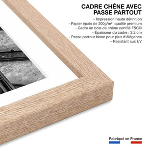 Affiche circular staircase Affiche + cadre en bois - Chêne