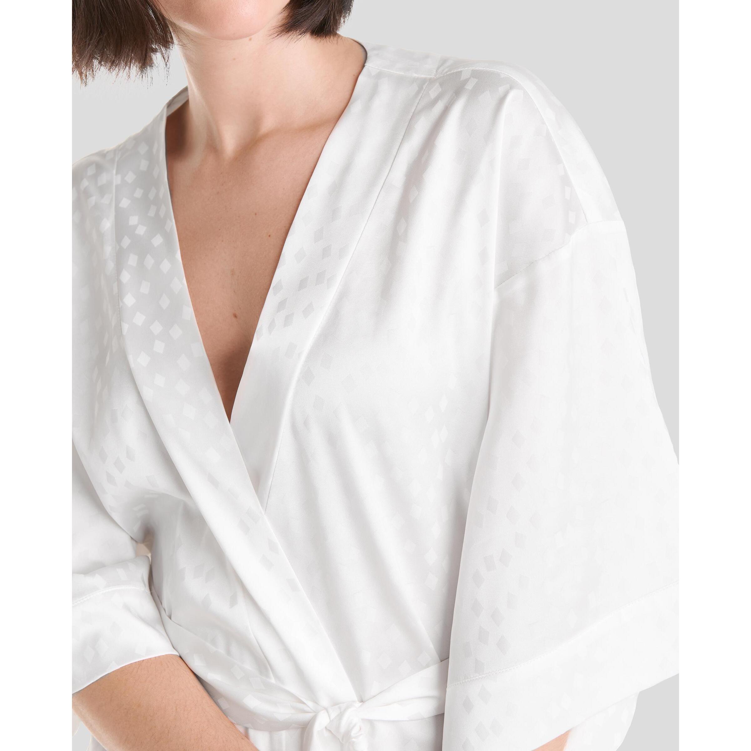 Bata corta mujer jacquard cuadritos elegante