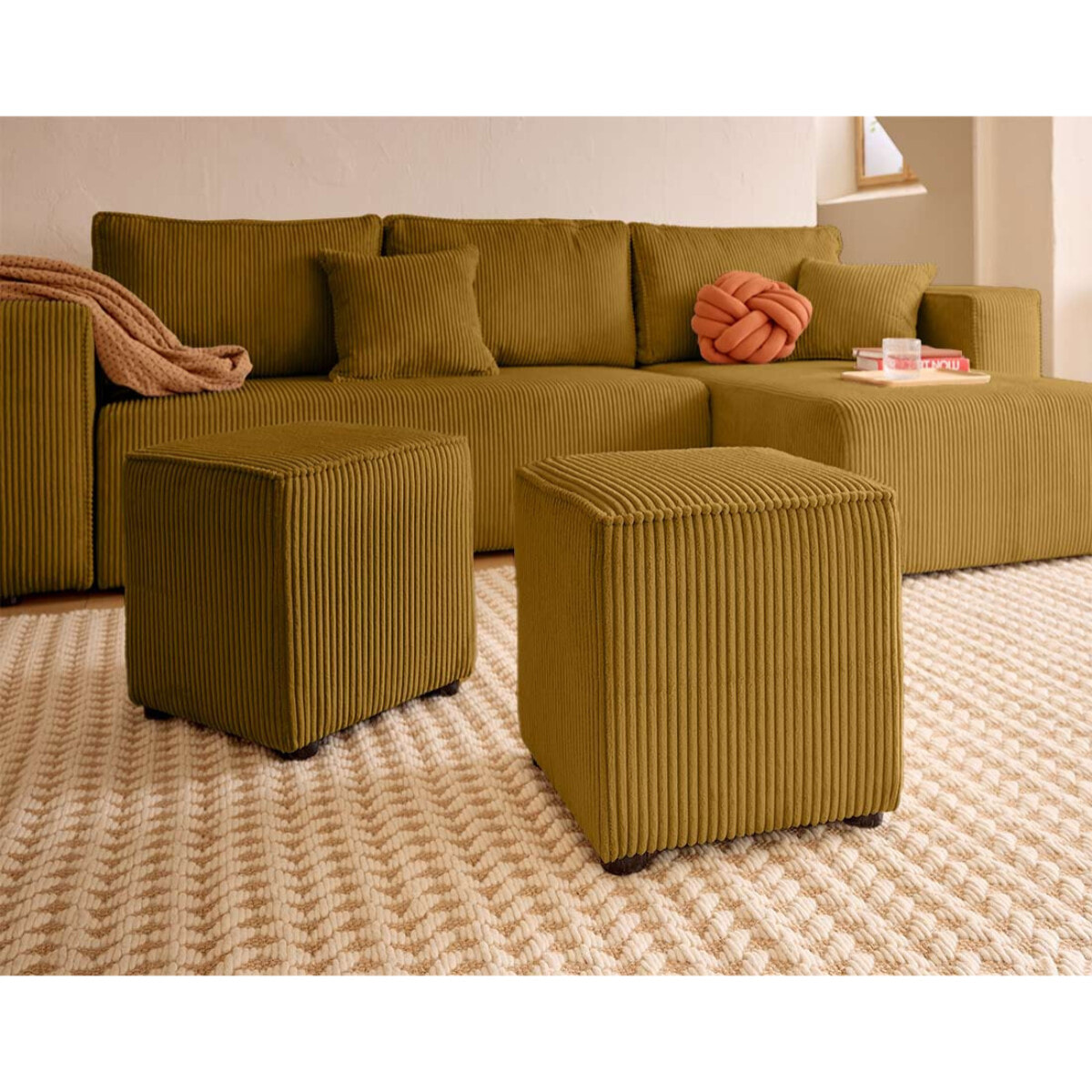 Topaze - canapé d'angle réversible 4 places - convertible avec coffre, tablette et poufs - en velours côtelé - Jaune