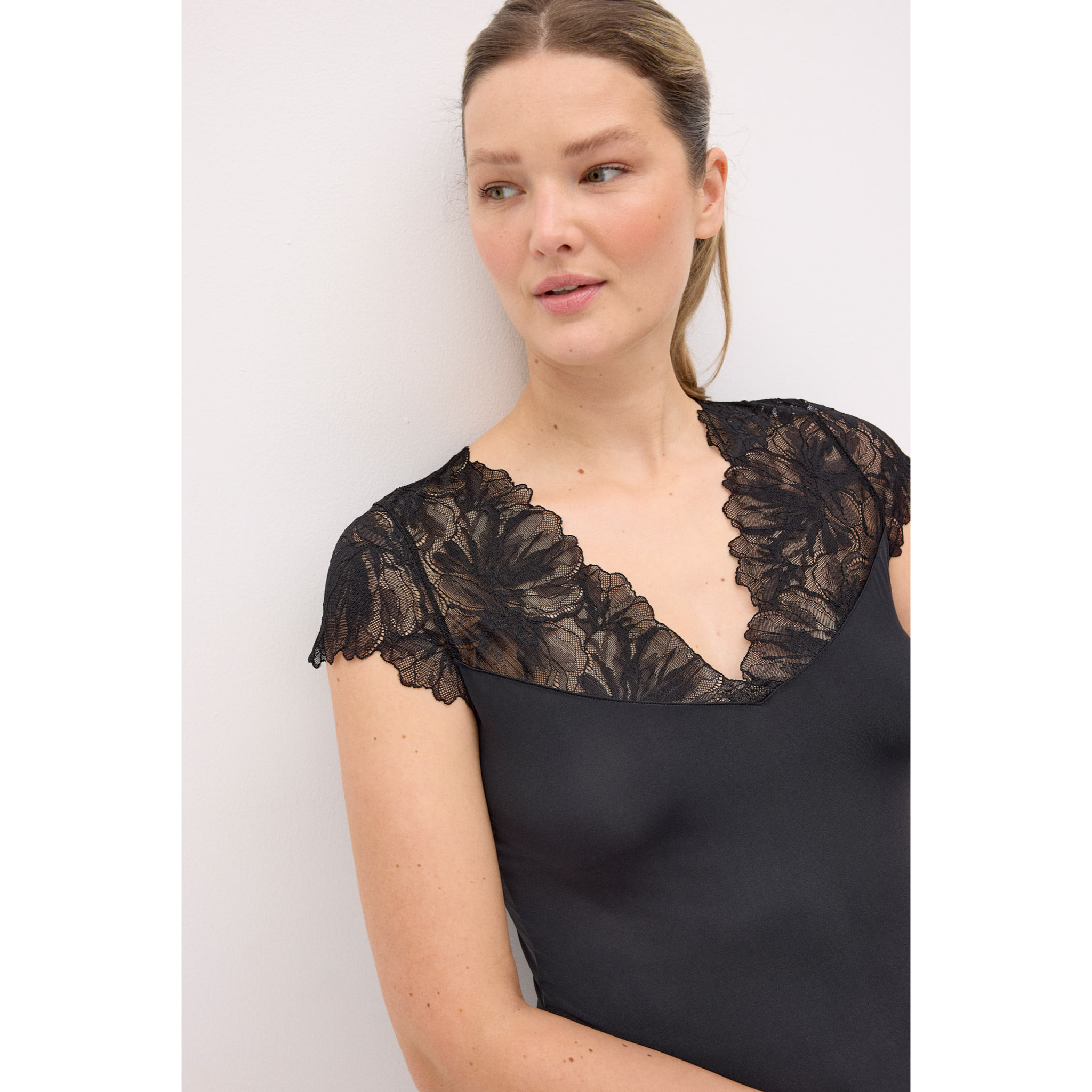 T-shirt maniche corte Nero