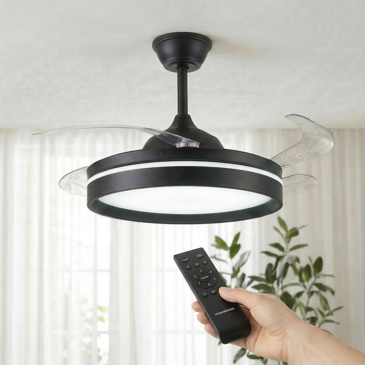 Ventilador de Techo con Luz LED, 4 Aspas Retráctiles y Mando a Distancia InnovaGoods
