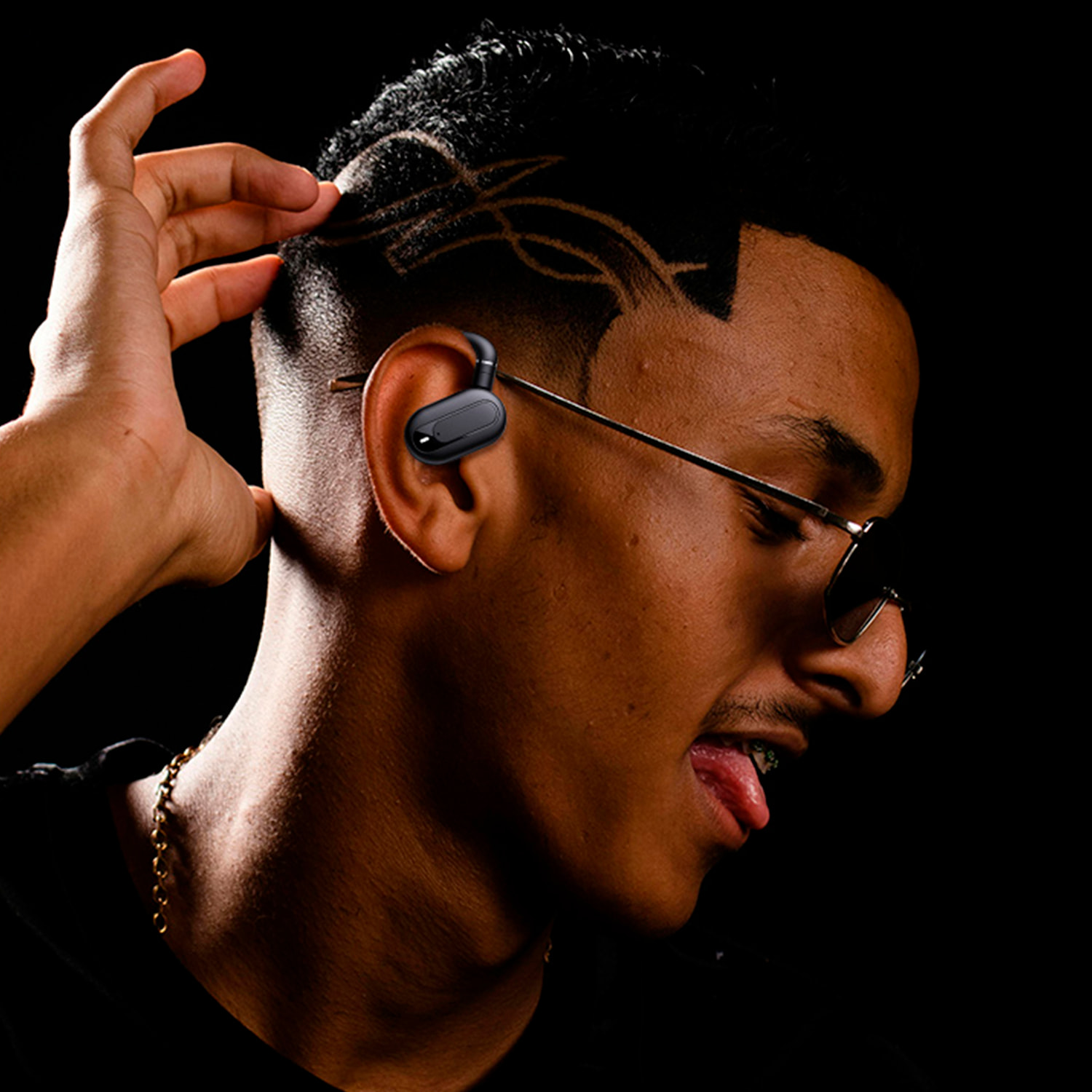 Cuffie YJ22 con Bluetooth 5.4 Tecnologia OWS con angolo regolabile con traduttore AI.