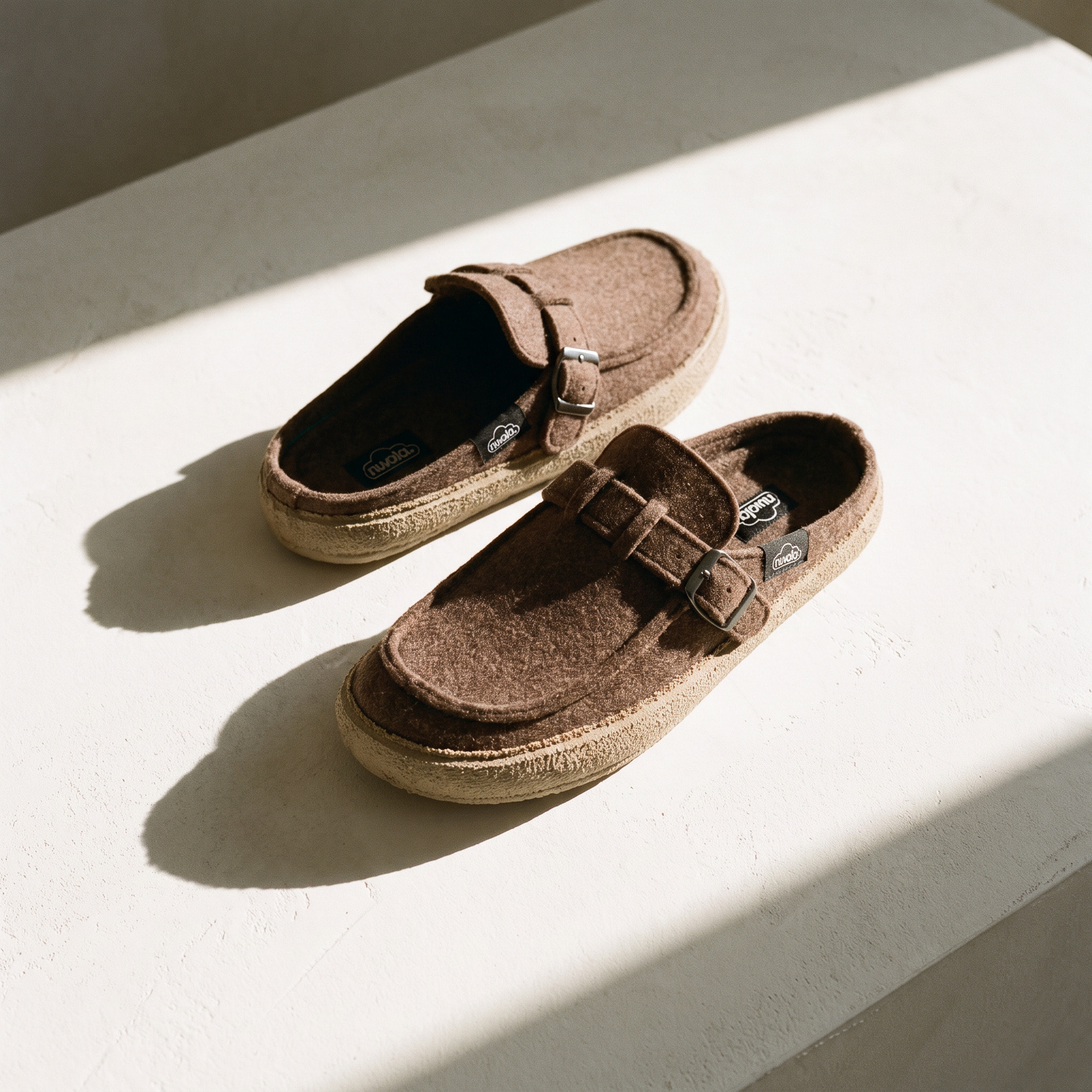 Zapatillas de casa , Zueco Clay