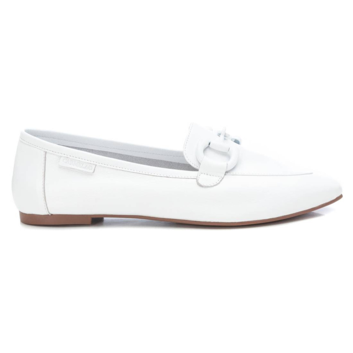 Zapato mocasín de piel blanco